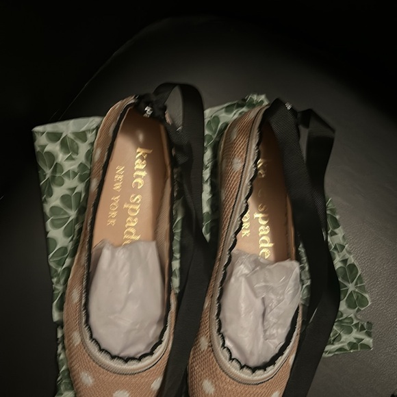 Kate spade polka dot lace up espadrille
Brand new w/o box - Picture 8 of 8